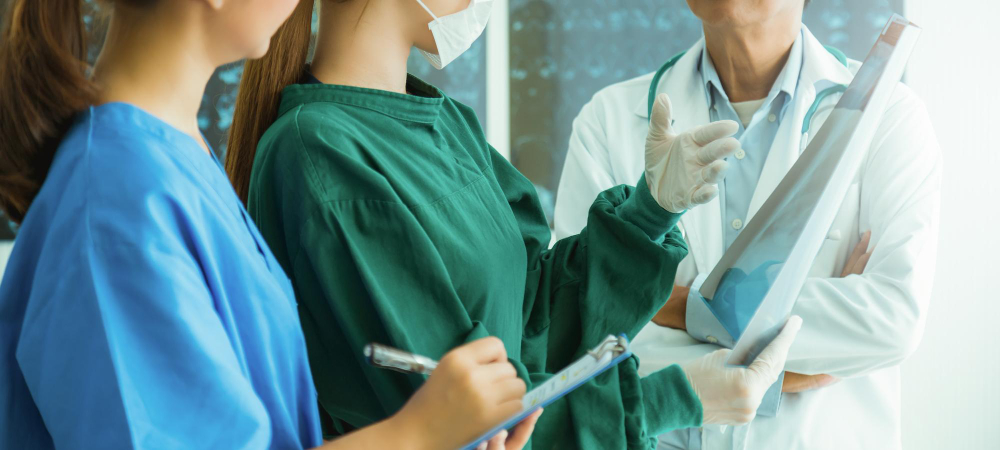 nursing-training-at-the-hospital